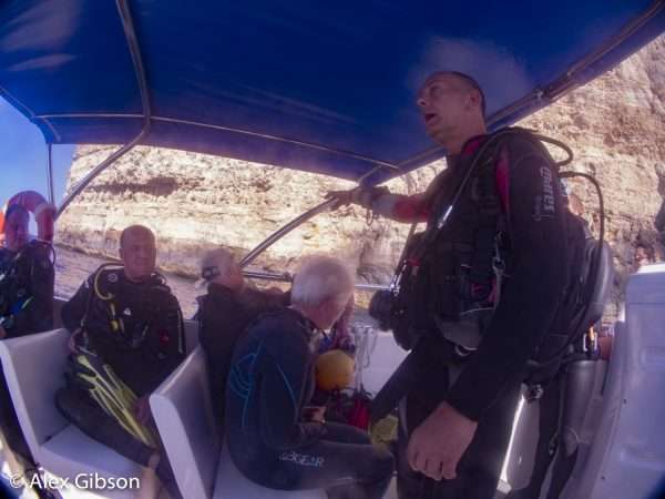 Richard Salter gives a dive briefing on Divemania, diving on Gozo
